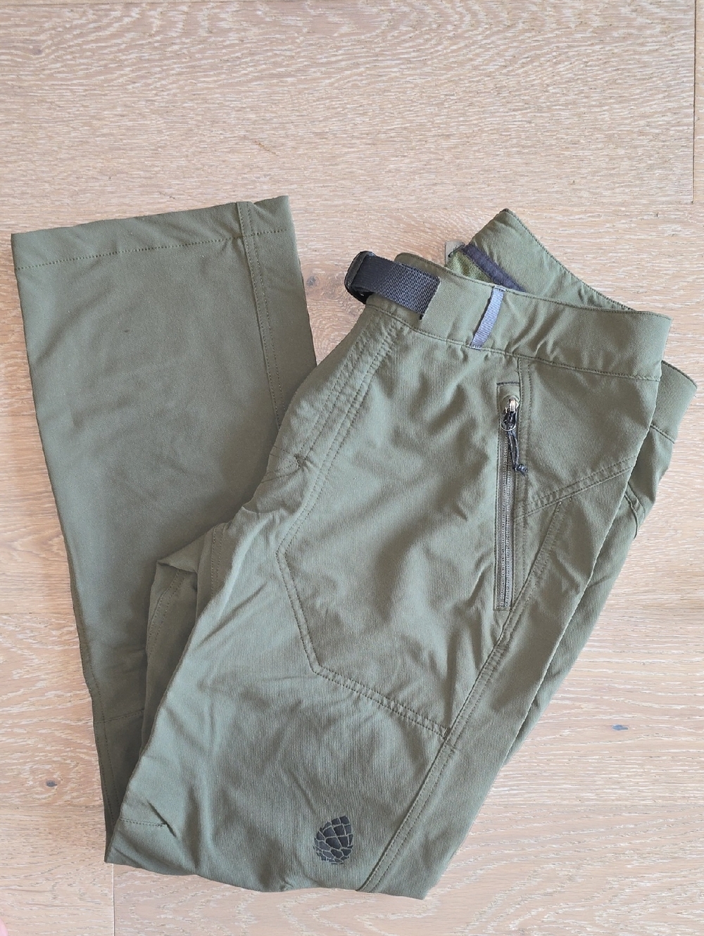 Stio Men's Pinedale Olive Cargo Pants with Integrated Belt